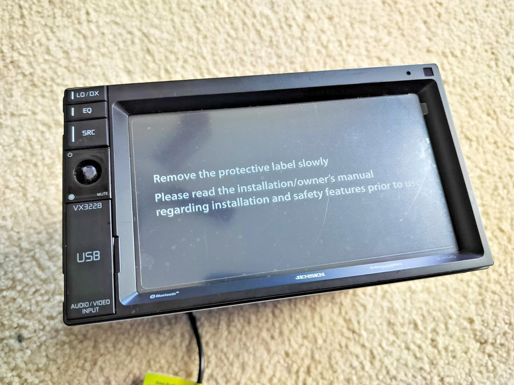 Jensen 6.2″ Mechless Receiver with Bluetooth – VX3228 **UNTESTED | READ**