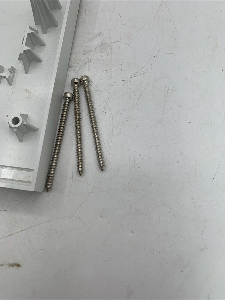 NUTONE IS-100VWH WIDE RANGE 8" SPEAKER See Pics