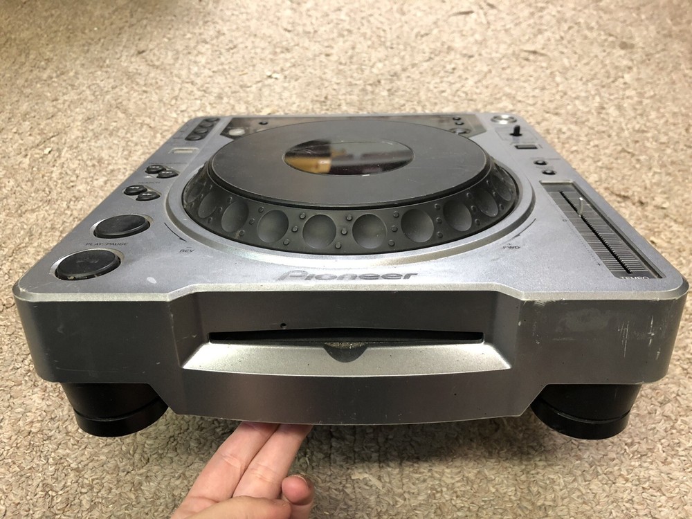 Pioneer CDJ-800 Table Top DJ CD Player