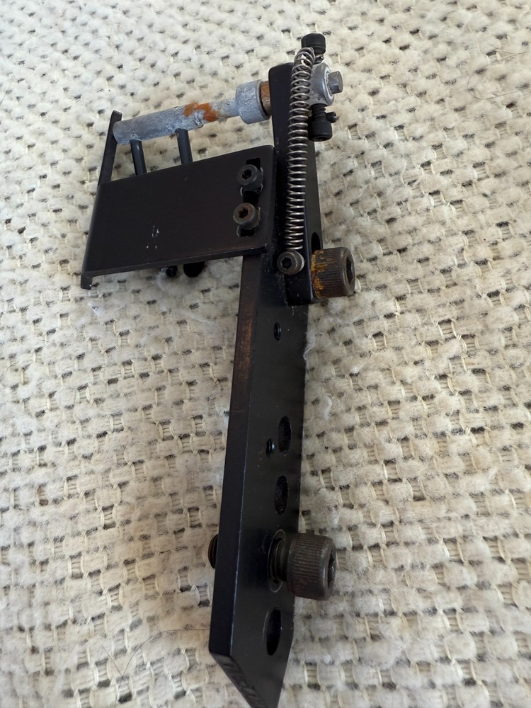 Dual Prong Archery Overdraw Rest