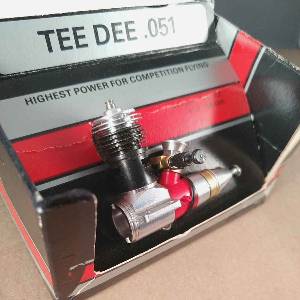 Cox Tee Dee .051 no. 200 Model Airplane Nitro Engine