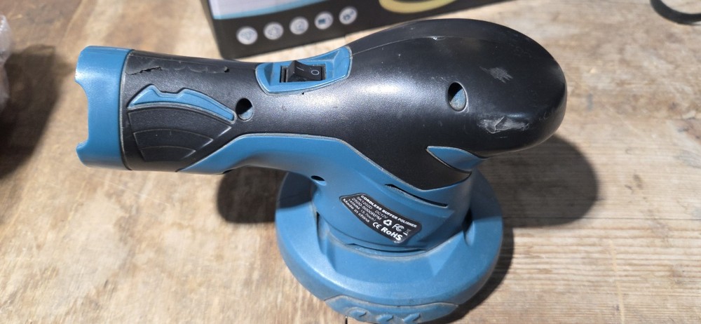 Saker Mini Cordless Buffer - No Batteries