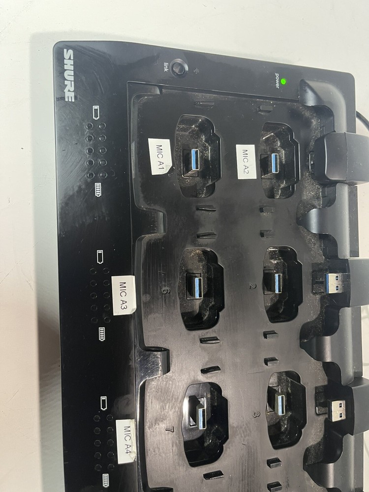 Shure MXWNCS8 Transmitters No Adapter