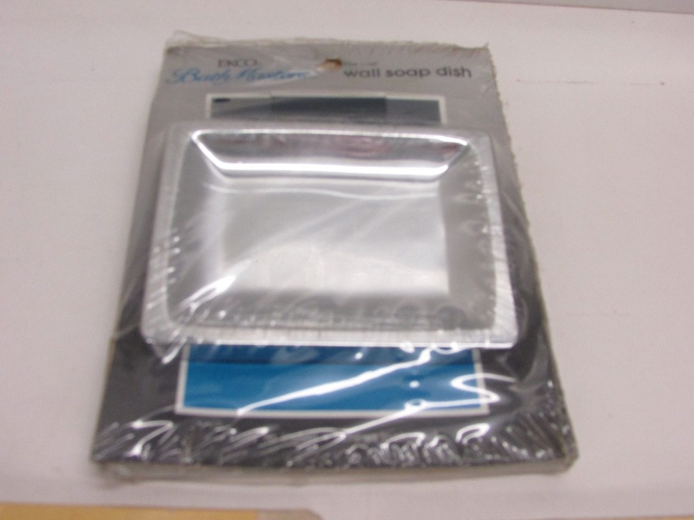 NOS! LOT 2 CHROME TAYMOR ROBE HOOKS, 1 ECKO CHROME SOAP DISH