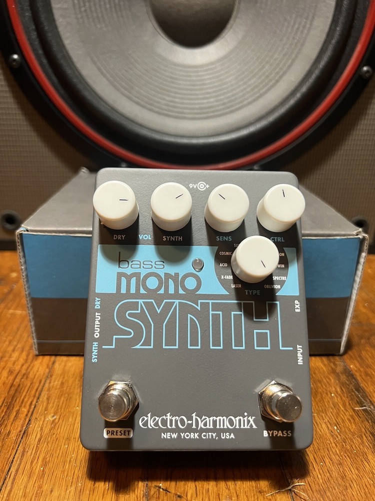 Electro-Harmonix Bass Mono Synth Pedal