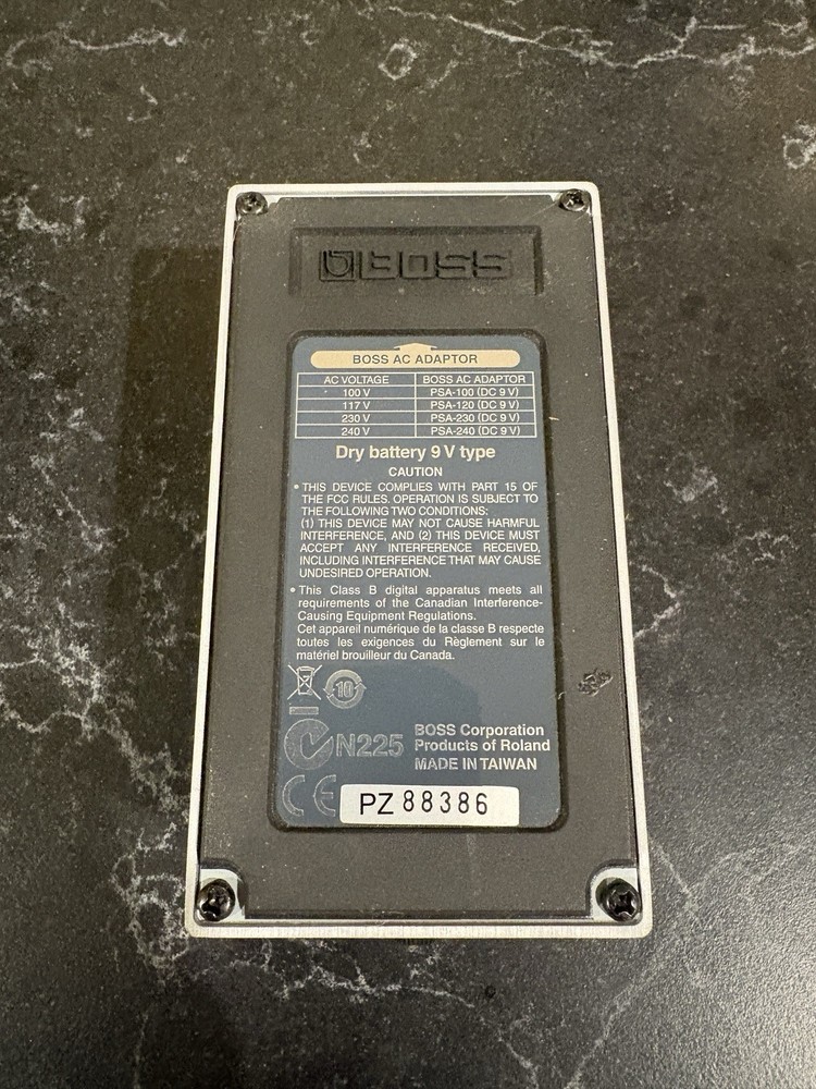 Boss Super Chorus CH-1 Effects Pedal