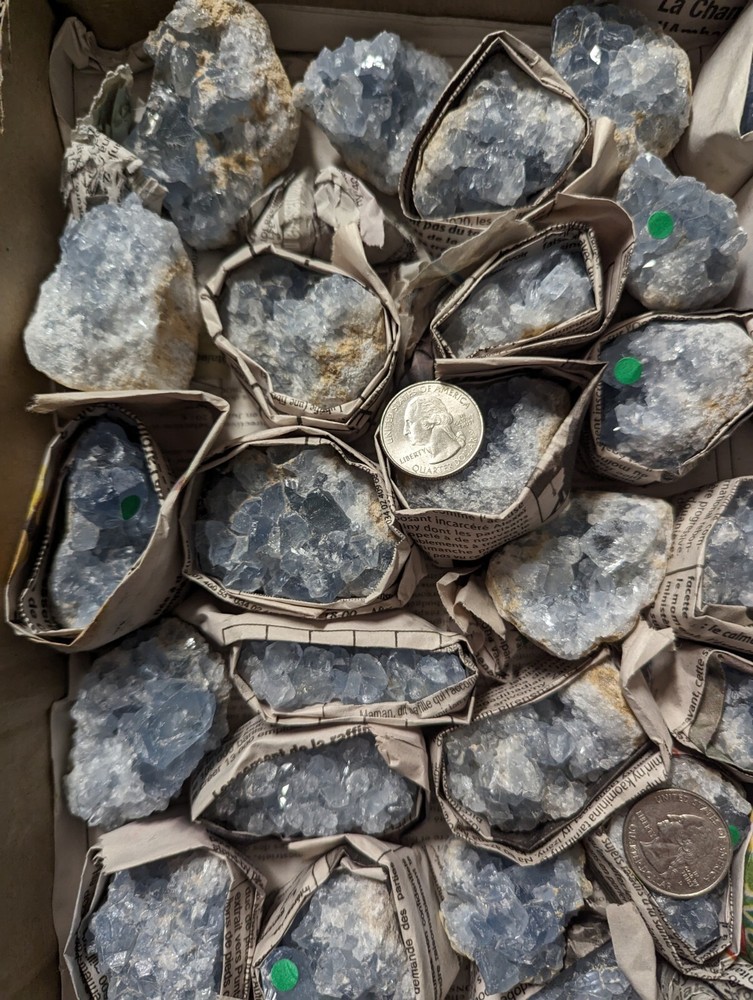 1 Geode celestite crystal per lot