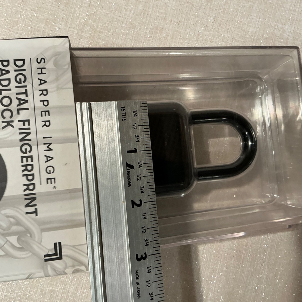 Sharper Image DIGITAL FINGERPRINT PADLOCK, Black.