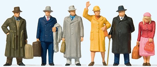 Preiser 65366 1/45 Scale Standing & Walking Passengers pkg(6)