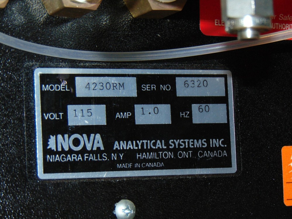 Nova 4230RM C02 H2 Gas Analyzer