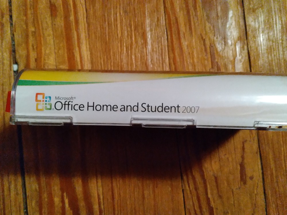 Microsoft Office Home and Student 2007 CD/DVD-ROM Windows XP