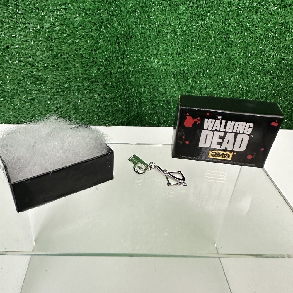 Walking Dead Daryl Dixon CrossBow Charm Dangle ThinkGeek vault 2014 AMC