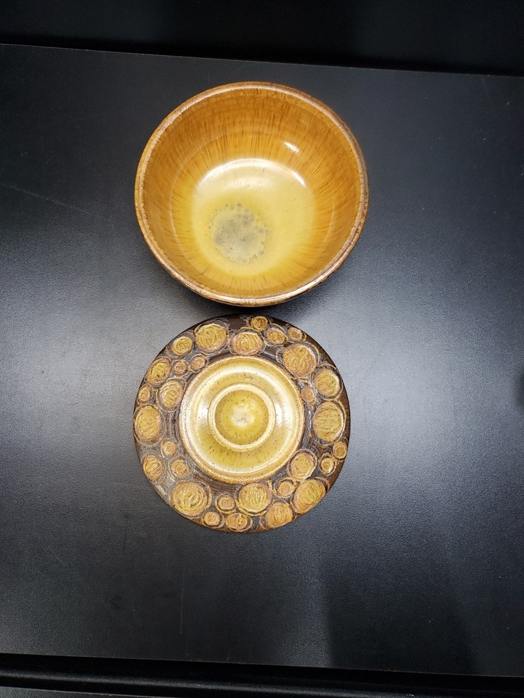 MCM Art Pottery Covered Dish Dot Pattern Signed "Devereux"