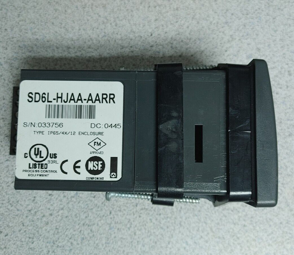 WATLOW SD6L-HJAA-AARR PANEL MOUNT TEMPERATURE CONTROLLER NEW!! QUANTITY!! READ!!