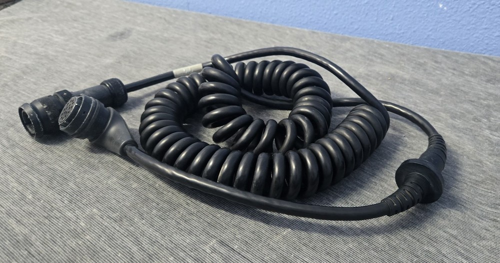 TRIMBLE 0395-9450 CABLE COILED ( INV08-BINY001C)