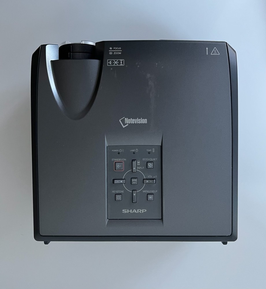 SHARP Notevision PG-F200X Projector, remote & Apple adapter, VERY LOW LAMP HOURS