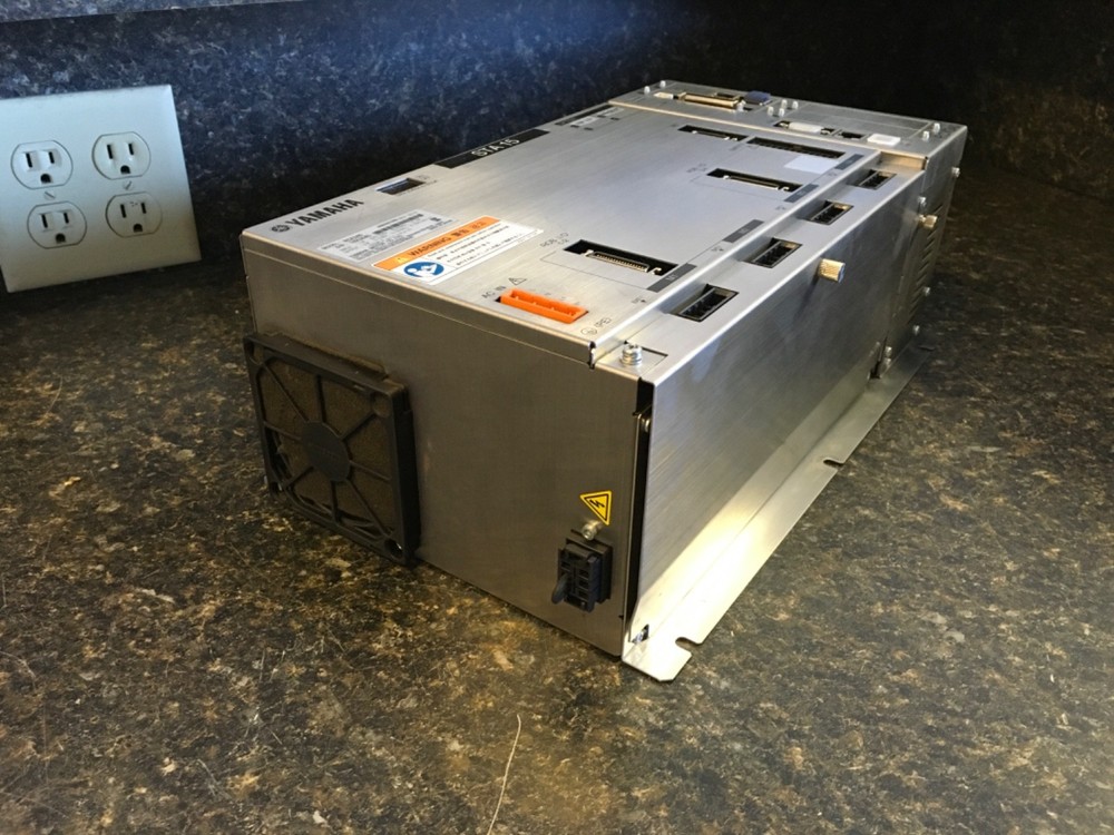 YAMAHA RCX340 MULTI AXIS ROBOT CONTROLLER (KB)