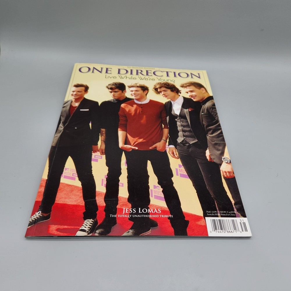 One Direction: Live While We're Young by Jess Lomas - WP Diamond Editions 2012
