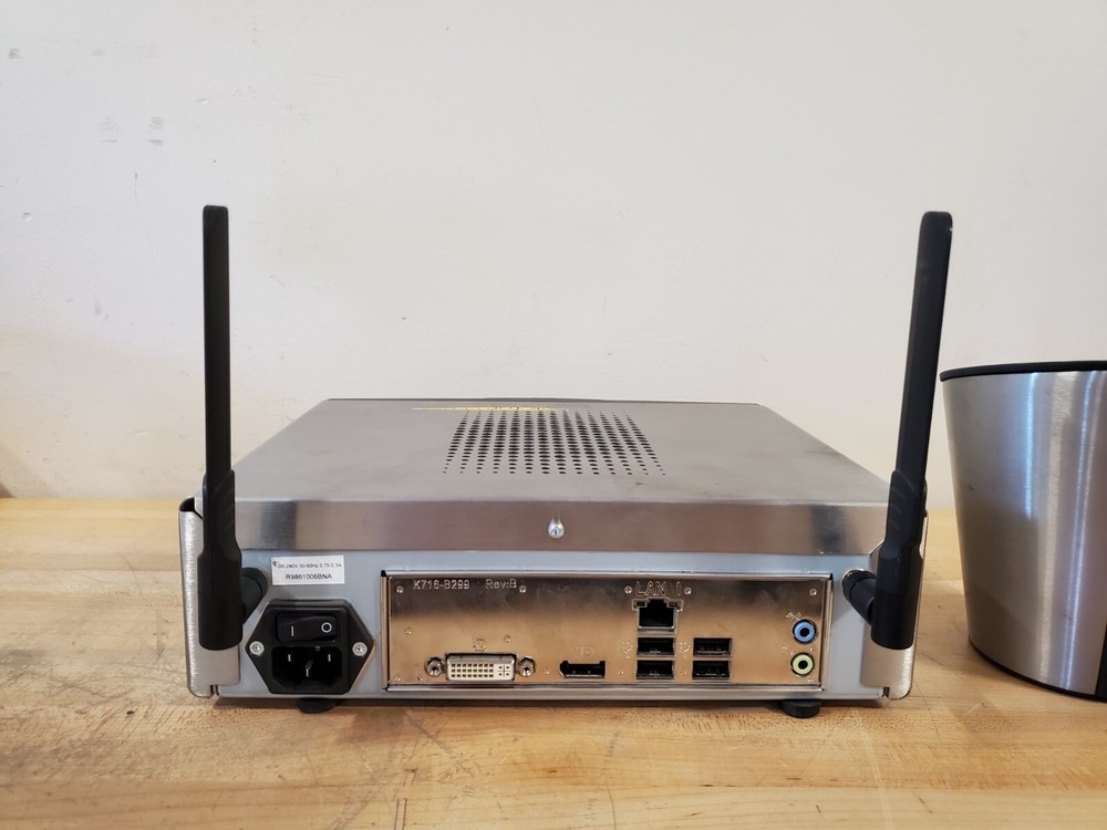 Barco ClickShare CSC-1 Base Unit Wireless Presentation System w/ 4 Buttons