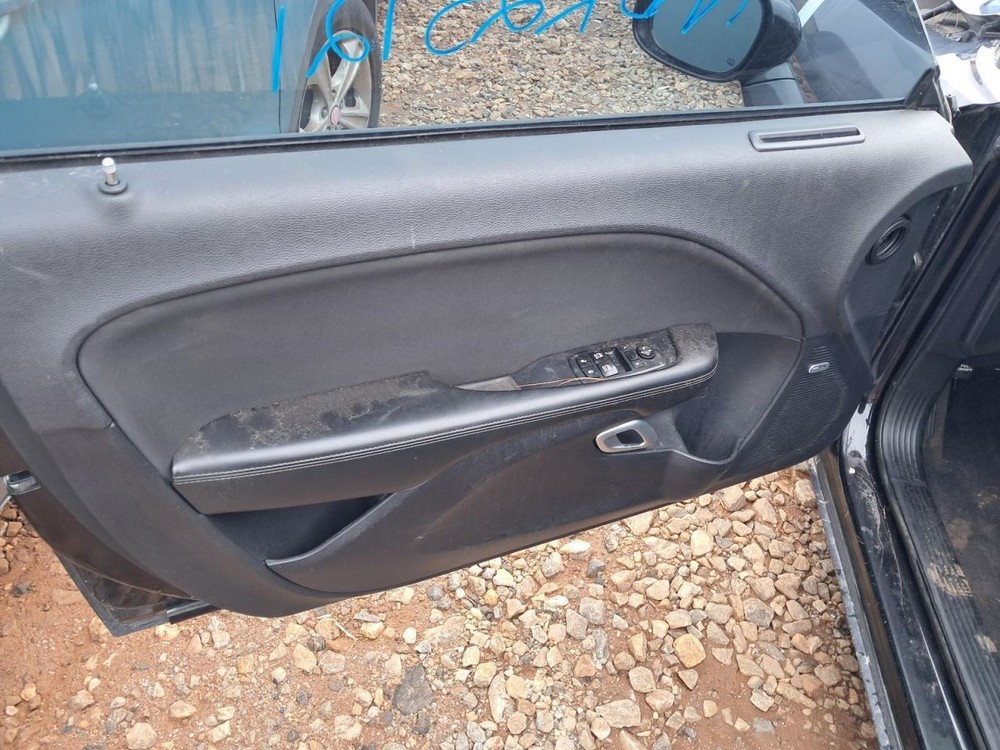 CHALLENGE 2016 Glove Box 4884216