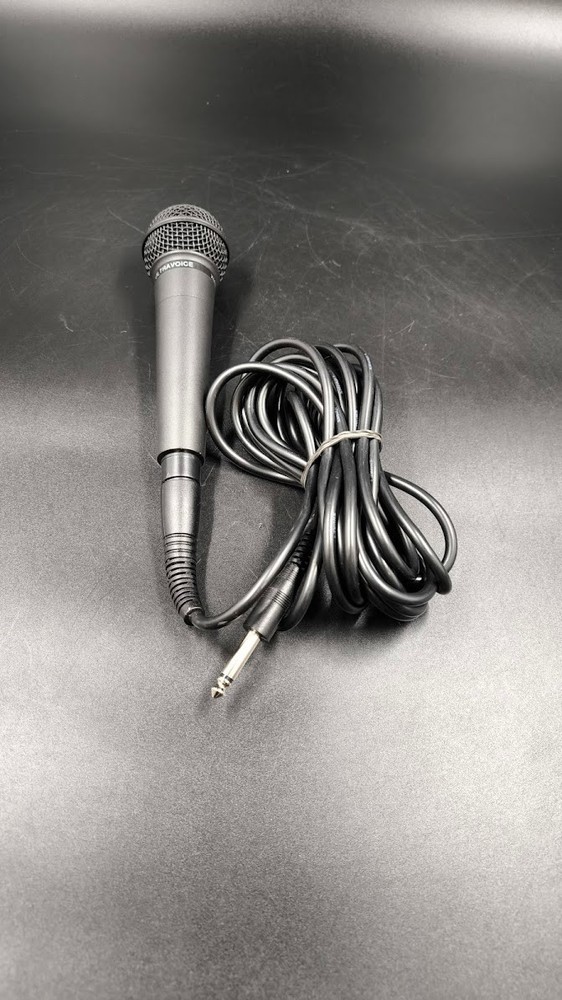Behringer Ultravoice XM8500 Microphone Used Working Black