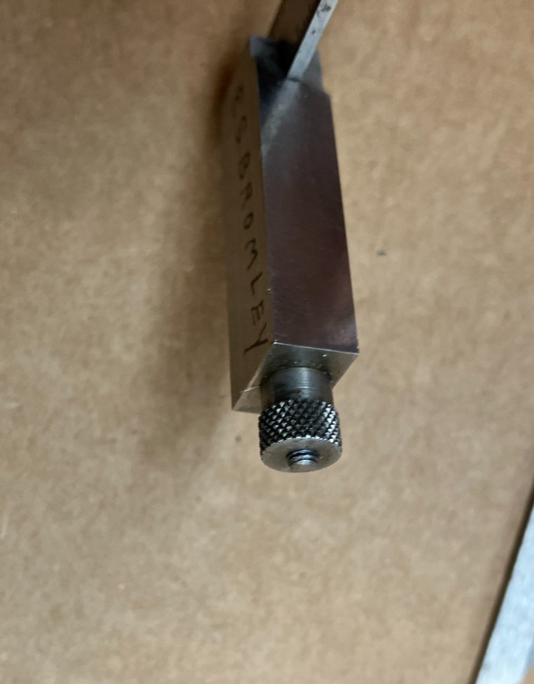 Brown & Sharpe No. 554 Adjustable Square