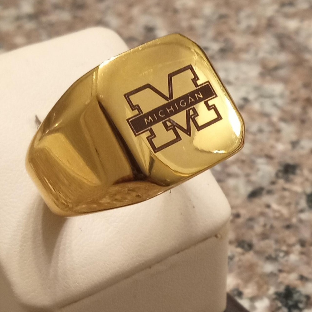 Michigan Wolverines Ring