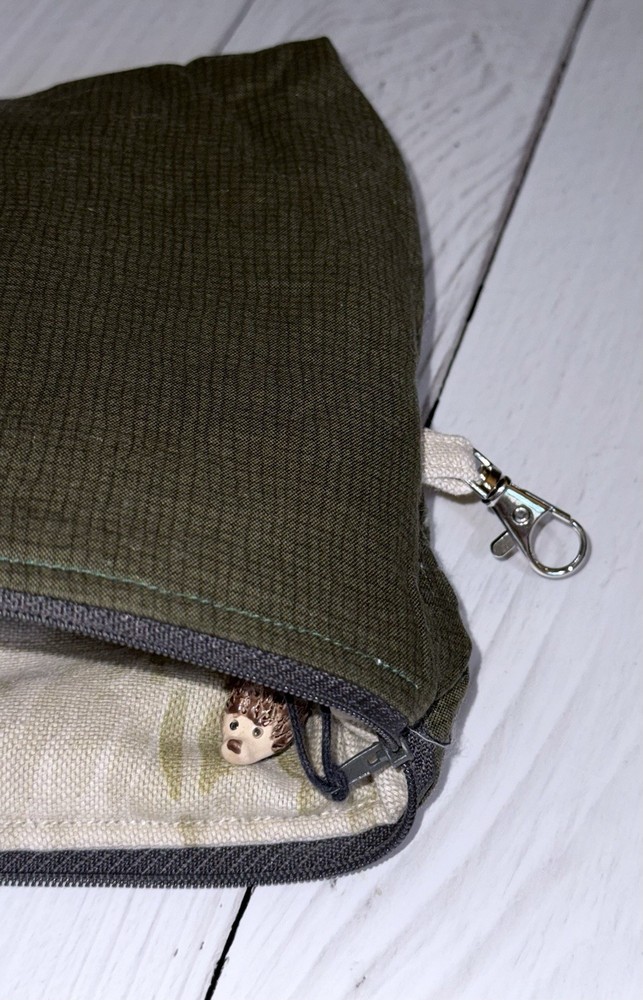 Hedgehog Zipper Pull & Print Knitting Project Bag England Custom Made Small EUC