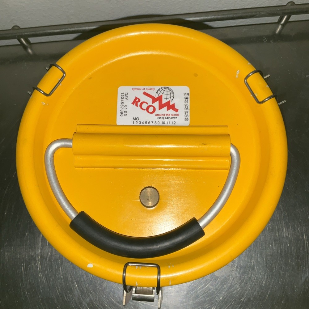 Vintage detector RFI RF-204U
