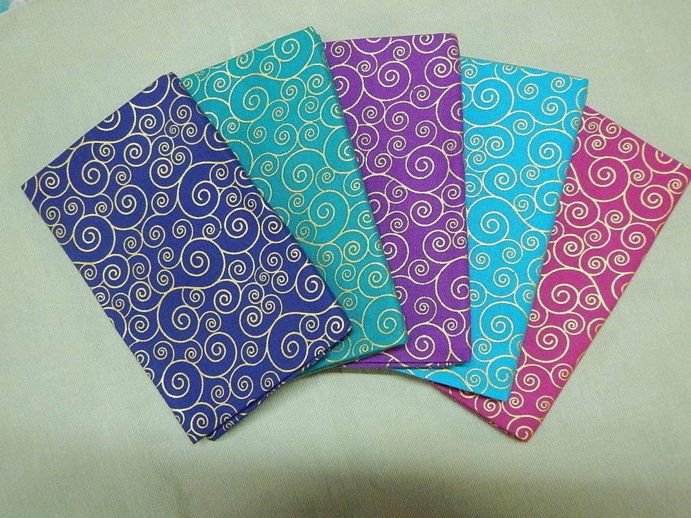 Patchwork Fat Quarter Bundle METALLIC SWIRLS (5 Pieces)