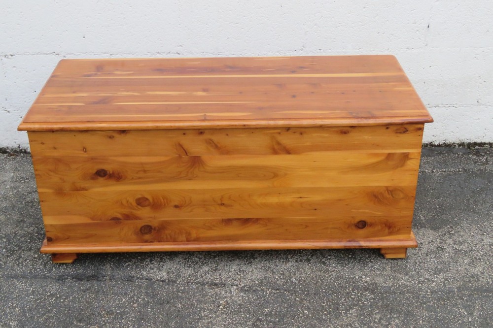Solid Cedar Hope Chest Blanket Trunk Bench 6175