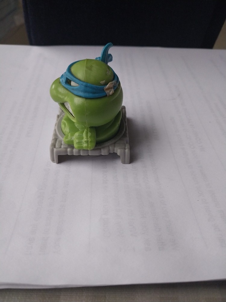 1991 PLASTIC TMNT CANDY CONTAINER Leonardo