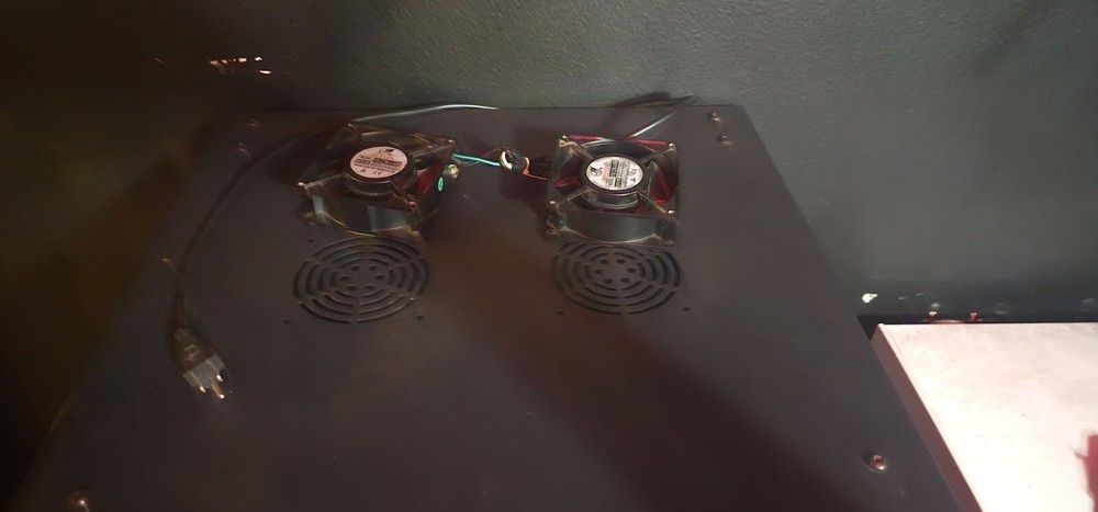 24 U Cabinet Nave Point