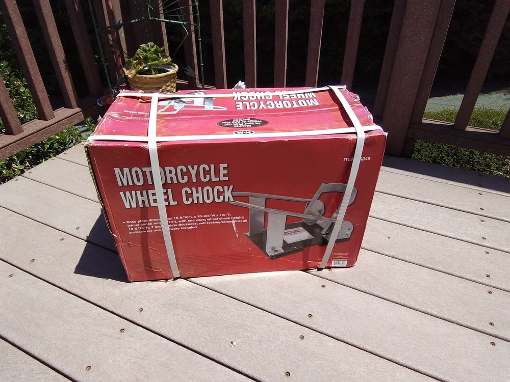 Motorcycle Wheel Chock Stands Mount To Any Flat Surface - New Haul Master
