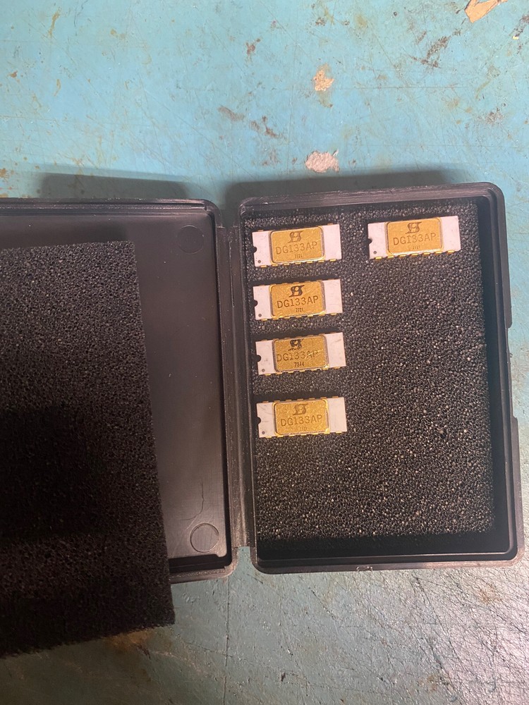 DG133AP, 5962-00-368-2864 Microcircuits