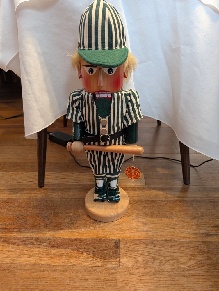 Steinbach German Nutcracker, Baseball - please read