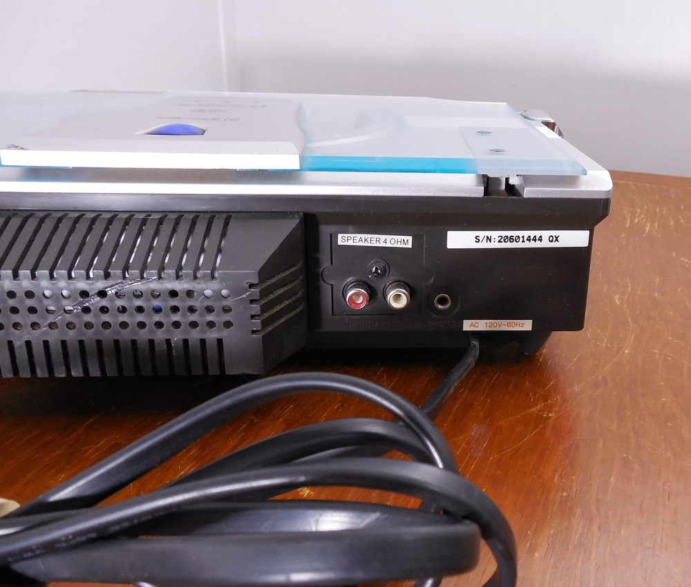 Emerson ES27 Compact Disc Stereo CD Player Tested Door Opens Manually