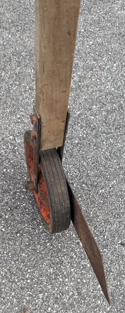Vintage Primitive Mardon Push Lawn Edger Trimmer Yard Tool