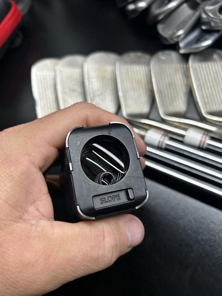 Golf Buddy Aim Quantum Range Finder With Slope