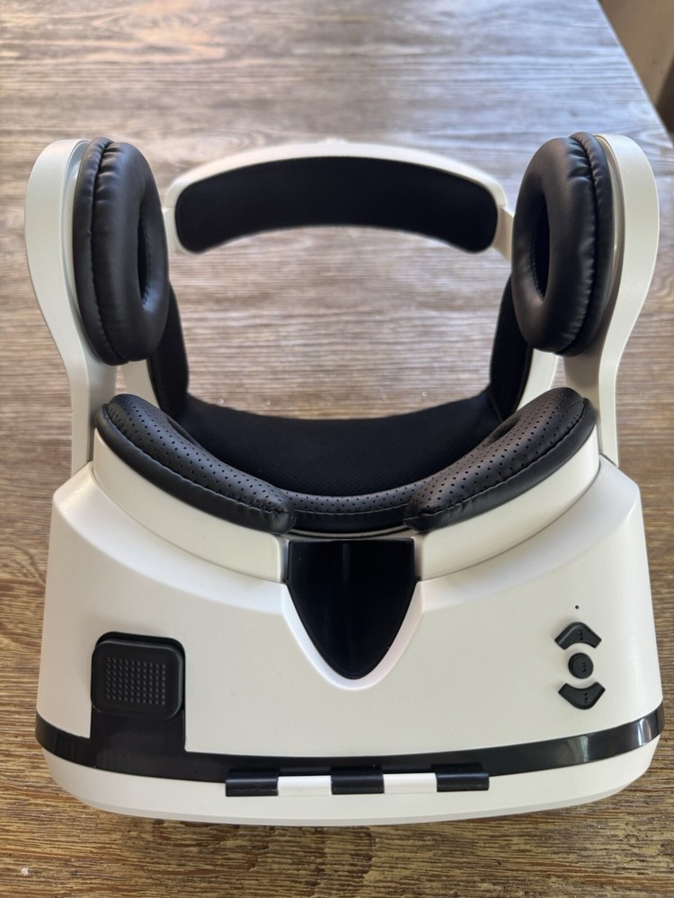 Retrak Utopia 360 Elite Edition Virtual Reality Headset - Headset only