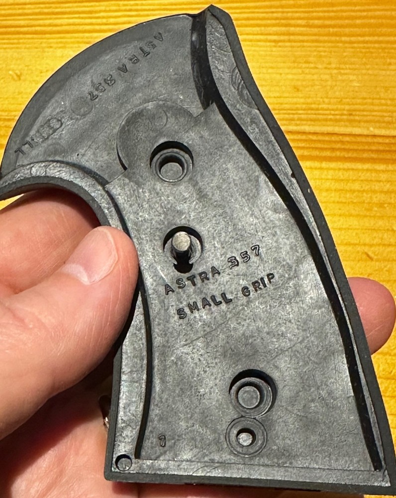 ATR-S Pachmayr Grips