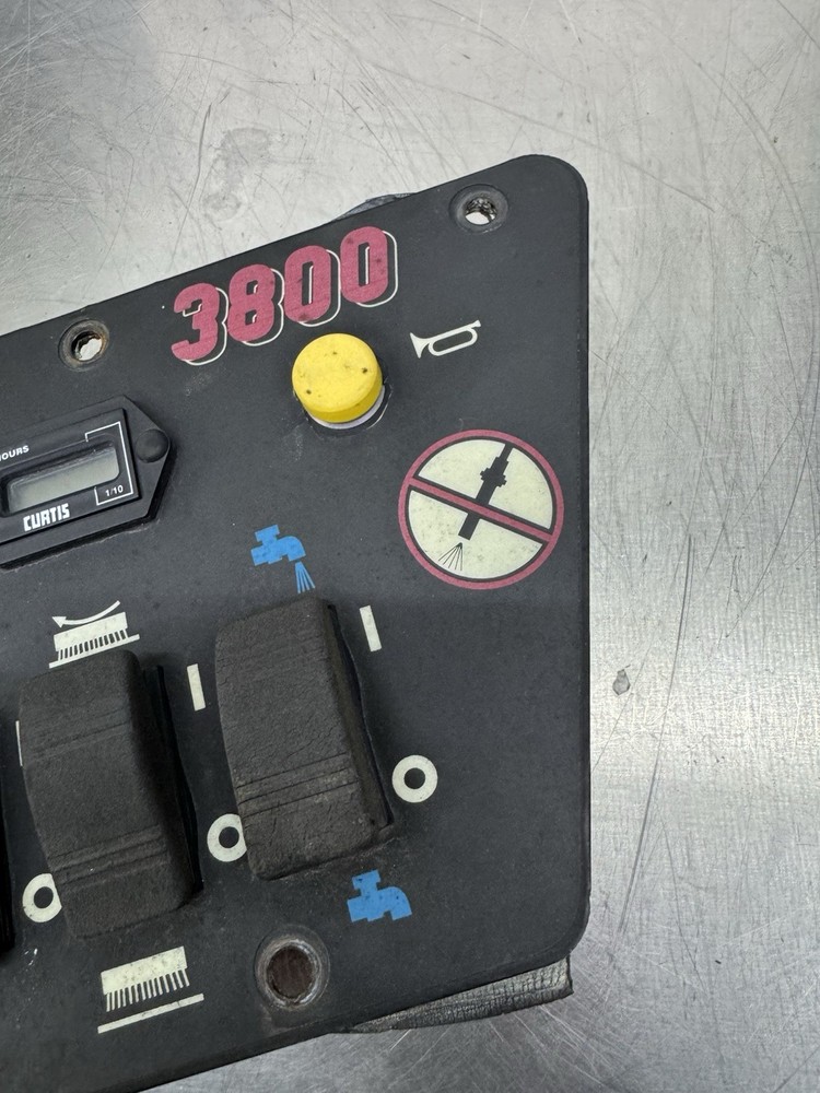 Nilfisk-Advance Advance 3800 Switch Control Board Floor Scrubber Key Tested