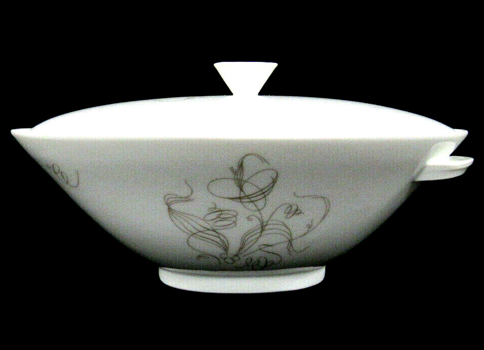 9" Hutschenreuther Selb Triangular Covered Vegetable Serving Dish Trend Pattern