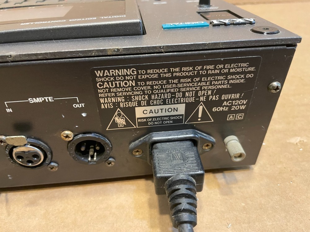 Akai Digital Editing Controller Unit - Model DL1000