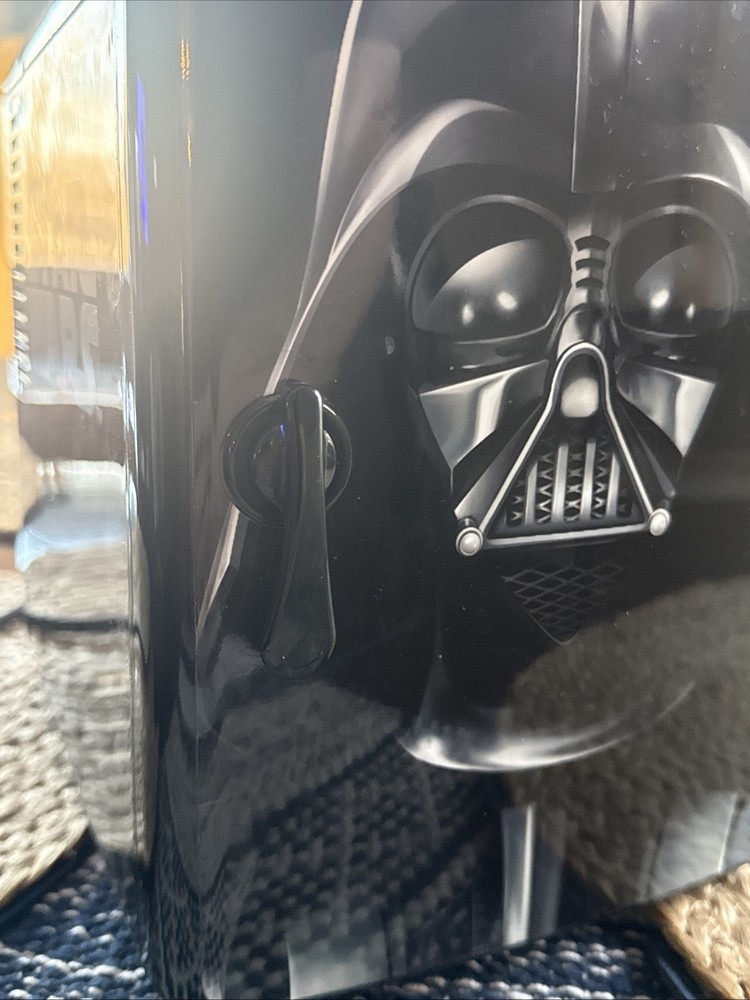 Star Wars Darth Vader Mini Fridge
