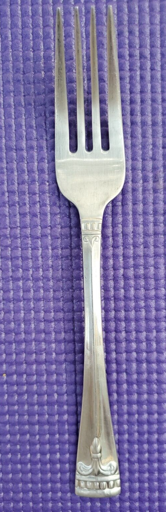 Oneida Acropolis Stainless Flatware DINNER FORK 7 1/4"