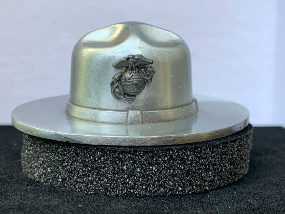 USMC Marine Corps campaign hat keychain