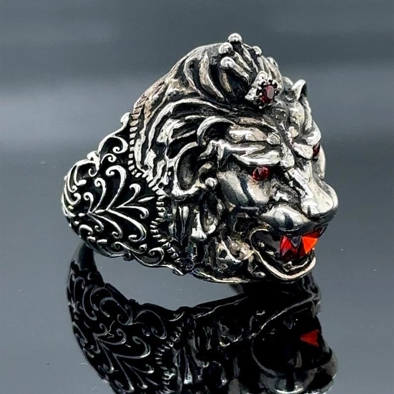 Silver 925 Ruby Eyes Leon Head Animal Signet Ring