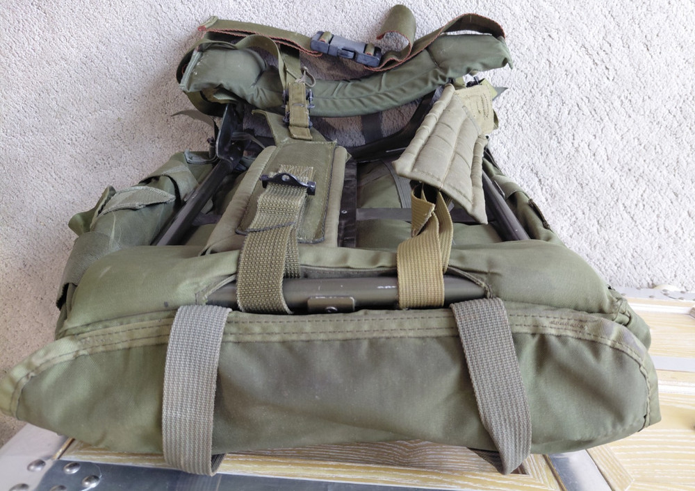 Vintage US Army Field Pack Combat LC-1 Medium ALICE Backpack with Frame & Strap