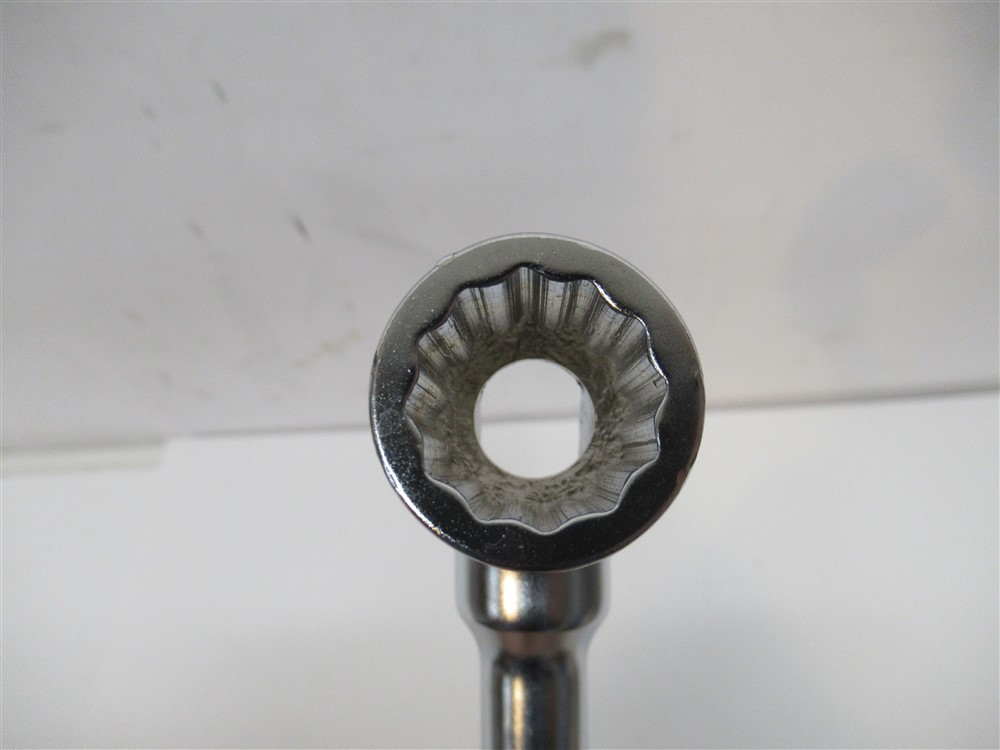 FACOM FM-76.19, 19mm, 6 & 12 Points, Angled Socket Wrench